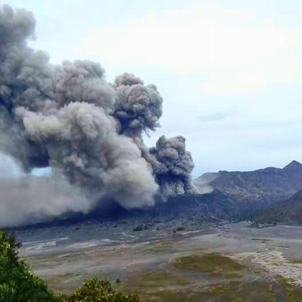 Erupsi Gunung Bromo 2015 12 27 10